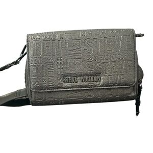 Steve‎ Madden Crossbody Bag Black 6"Hx8"Wx1"D